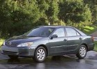 2002 Toyota Camry LE (410)